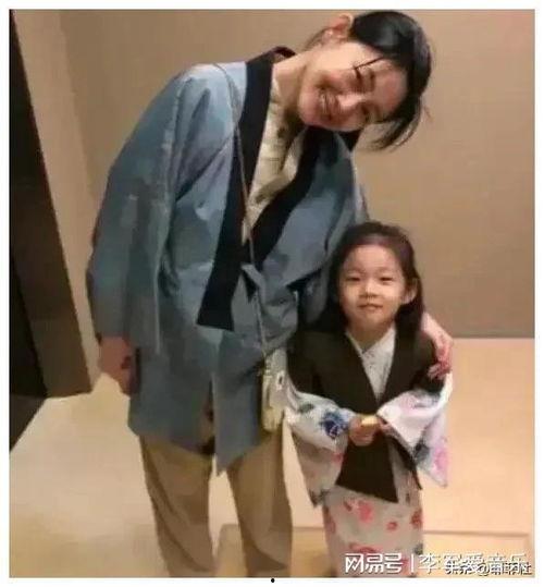 娱乐圈吃瓜采访,明星幕后故事大曝光  第2张