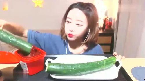 娱乐吃瓜酱葬礼,一场别开生面的葬礼，娱乐圈再添传奇  第2张